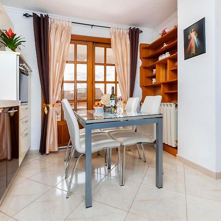 Apartments Divna Ровинь Экстерьер фото