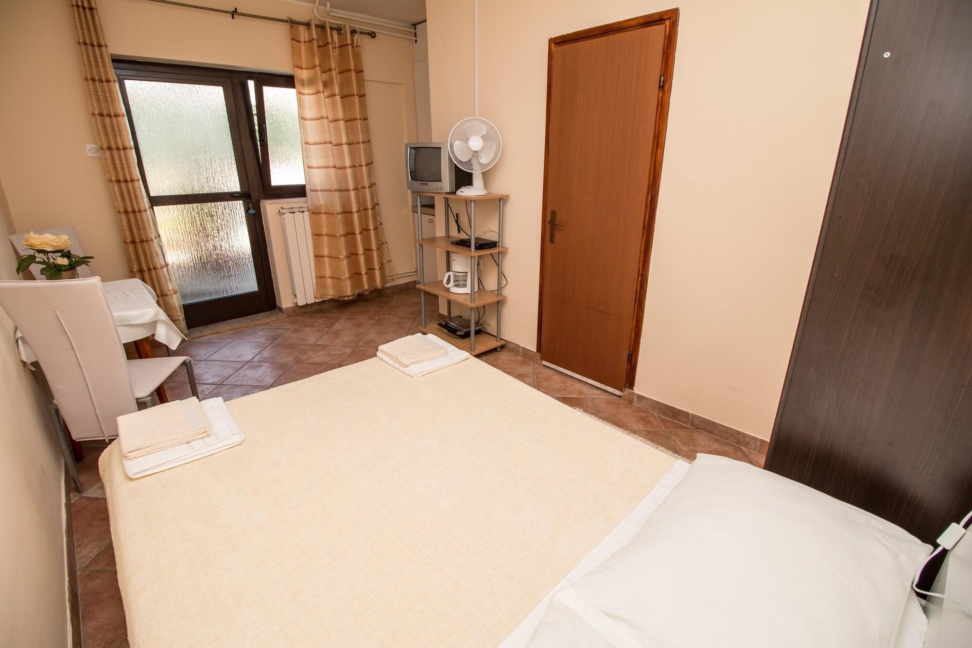 Apartments Divna Ровинь Экстерьер фото