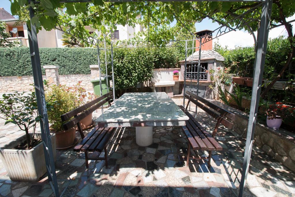 Apartments Divna Ровинь Экстерьер фото