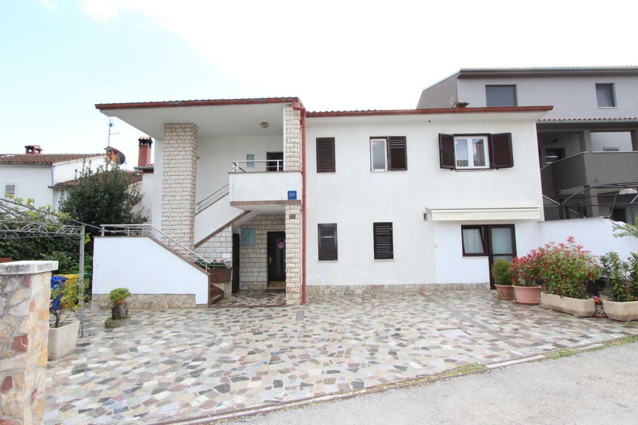 Apartments Divna Ровинь Экстерьер фото
